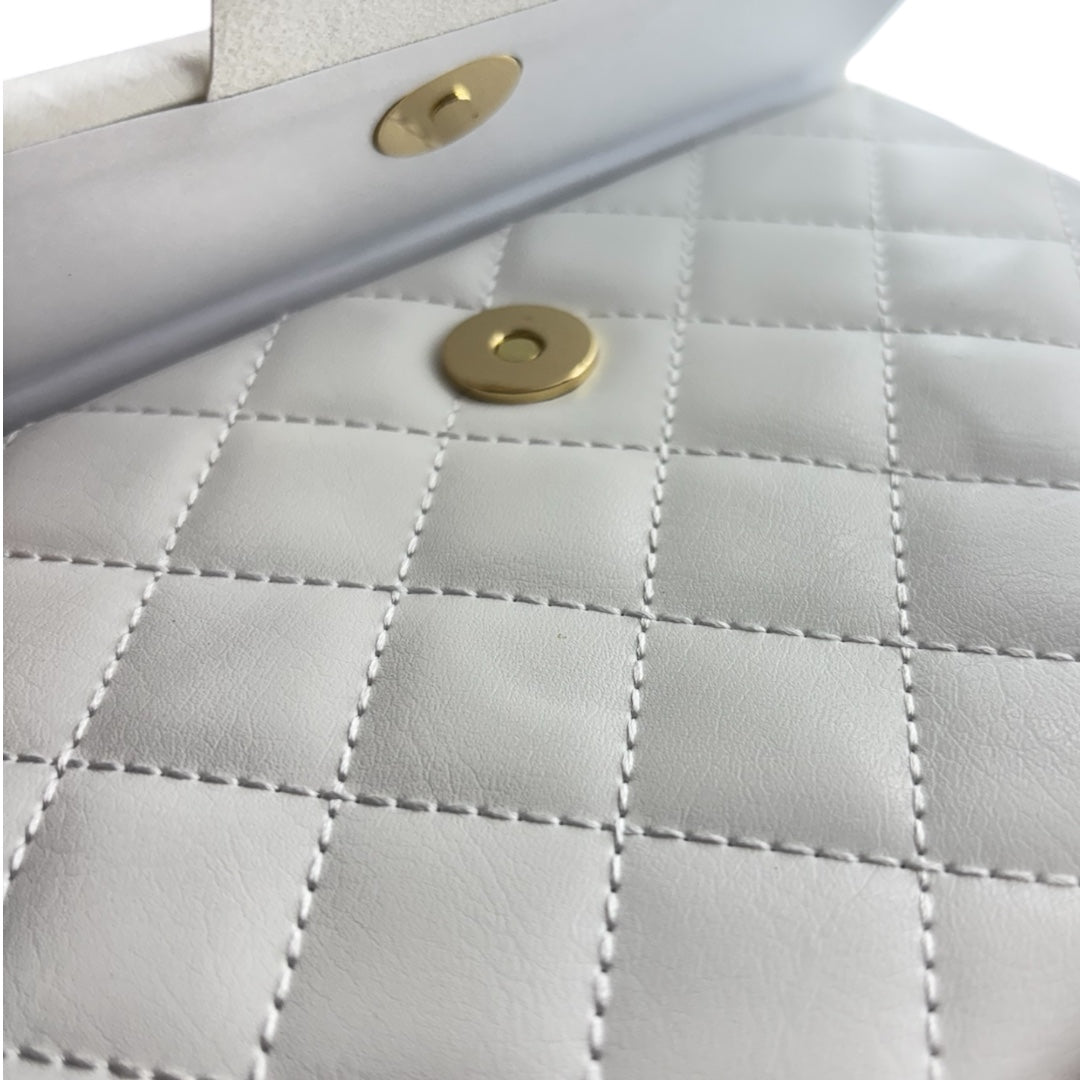 Santa Biblia Cartera con Broche Magnético Compacta RV1960 Blanco